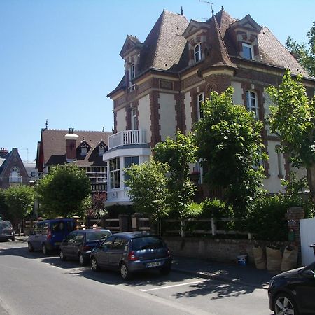 La Maison D'Emilie Houlgate Luaran gambar